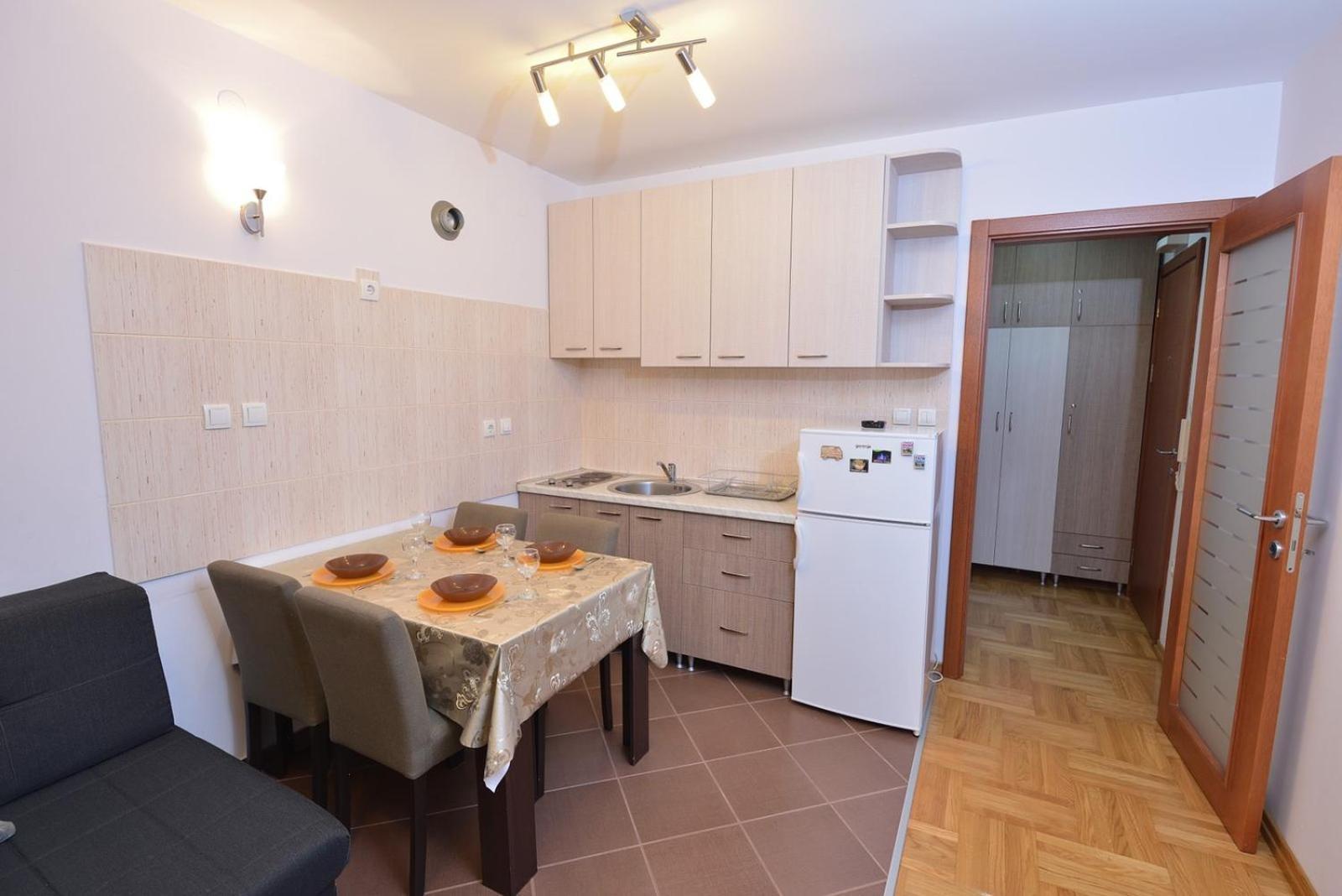 Studio Apartman Zvezdana Noc Врнячка-Баня Екстер'єр фото