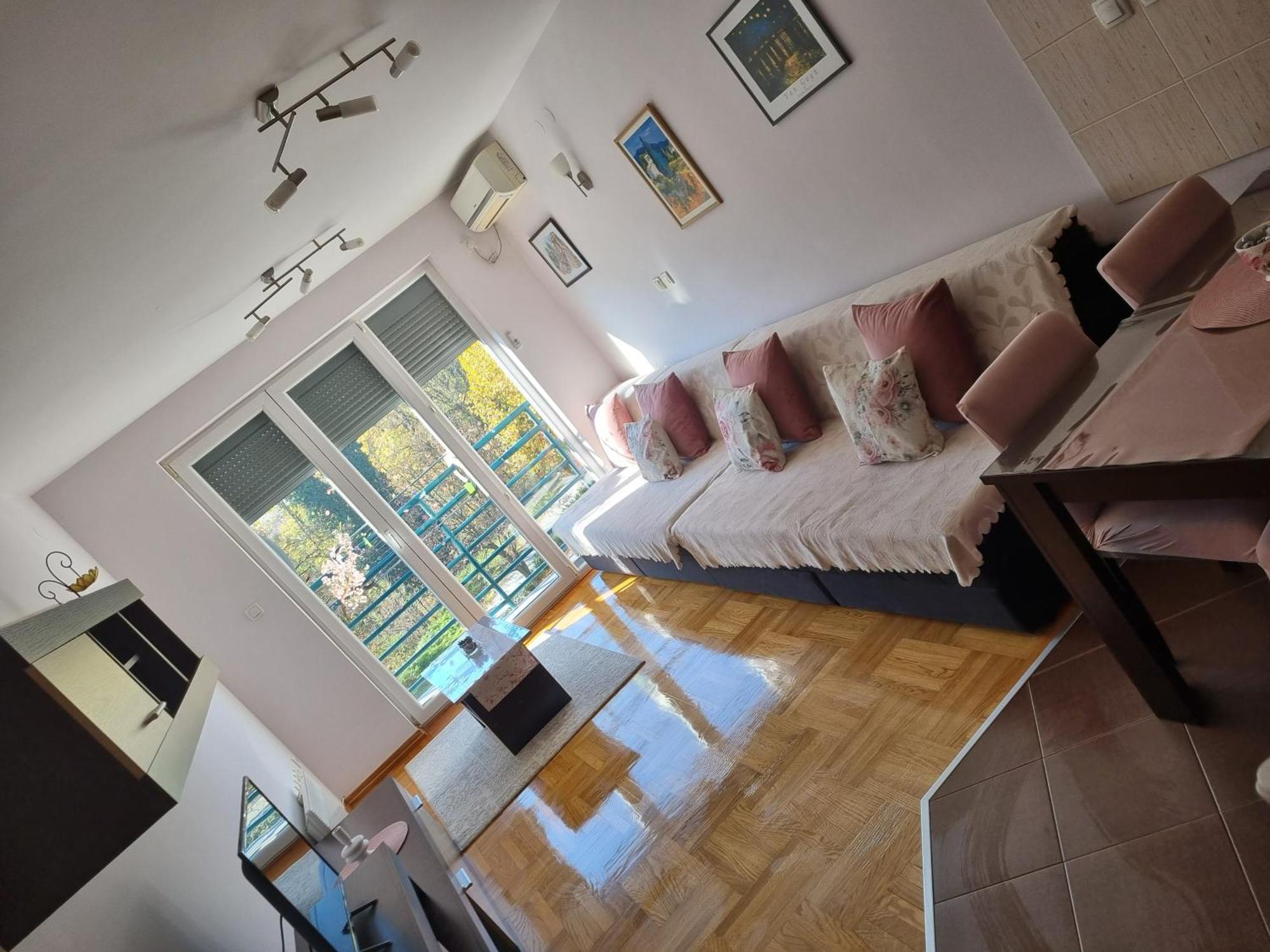 Studio Apartman Zvezdana Noc Врнячка-Баня Екстер'єр фото